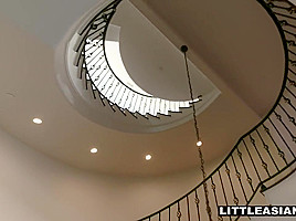Huge House For Big Ho Tiny Asian Jade Luv