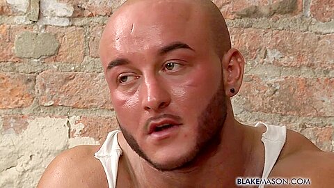 Hung Muscle Man Liam Wanks - Liam Steed