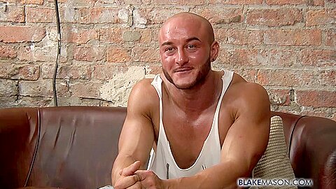 Hung Muscle Man Liam Wanks - Liam Steed