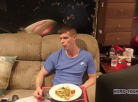 Hung Young Brit Italian boys fuck aroundin Pete'sroom