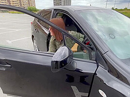 I Bondage The Guy Threw Him Into The Trunk And Handjob Him