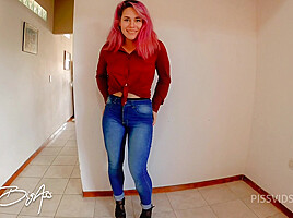 I pee, I couldn't hold it and I exploded with pee, my stepfather gives me even more pee!!! - PissVids