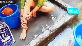 Indian Bhabhi Bath In Chapakal And She Press Boobs And Enjoy The Seen