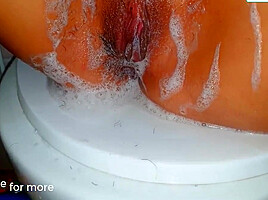 Indian teen 18+ Cleaning Pussy And Arpits