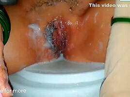 Indian teen 18+ Cleaning Pussy And Arpits