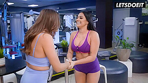Influencer Fucks Crazy Fan Serena Santos Selina Bentz & Tony Rubino
