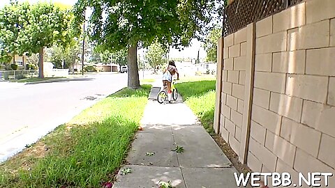 Jada Fire In Great Looking Brunette Doll Gets Wild Gash Ride