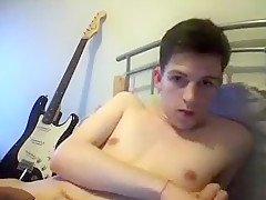 Jamez Cute Masturbating