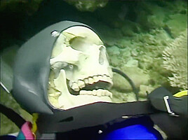 Japanese Scuba Girl