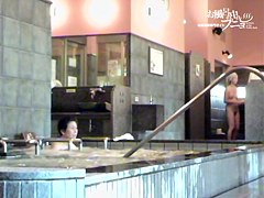Japanese hairy pussies are exposed on the shower cam dvd 03057