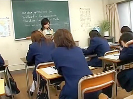 Japanese humiliates her teacher and has fun with her
