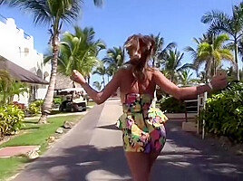 Jasmine Rougexxx - Fucking Near The Beach In Punta Cana