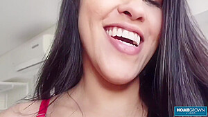 Jay Brown And Bia Hot - Thick Babe Craves For Pussy And Anal Penetration
