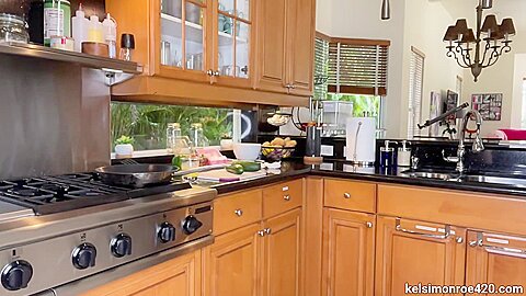 Kelsi Monroe - Take Shower And Fuck In Kitchen