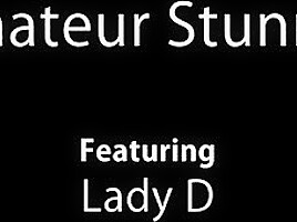 Lady Dee - Amateur Stunner