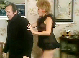 Linda Thorson Hot Outfit