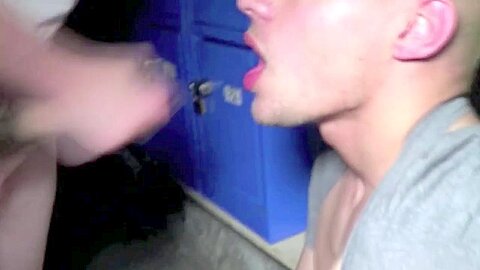 Locker Room Fuck For Horny Twinks - ExhibBoys