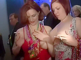 MARDI GRAS 2011 - Scene 2
