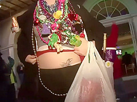 MARDI GRAS 2011 - Scene 2