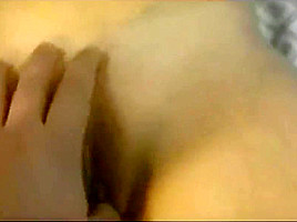 MILF ATTACHED AND ENJOYING MASSAGES