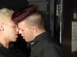 Movies of gay men having sex with the Cute Lee Just Needs To Ask
