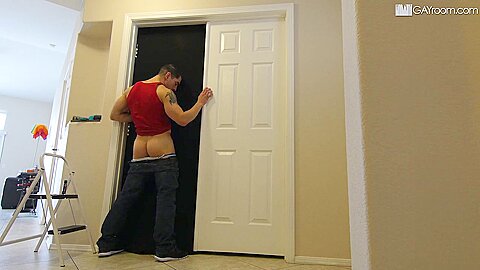 Mystery Man Gloryhole - ManRoyale