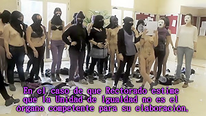 Naked on Stage 137 El Acoso