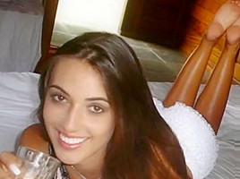 Nicole Bahls brazilian feet