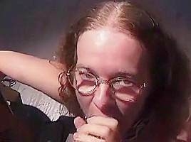 OBEDIENT NERD WITH NICE BODY GIVES SUBMISSIVE BLOW SHOW