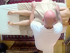 Oiledup massage babe gets pounded