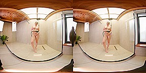 Olena's Shower Adventures - Vrsun