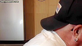 Oral gloryhole DILF sucks cock at home in amateur video