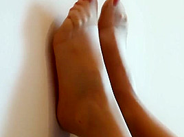 Pantyhosed Feet