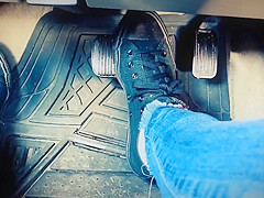 Pedal pumping while masturbating