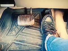 Pedal pumping while masturbating
