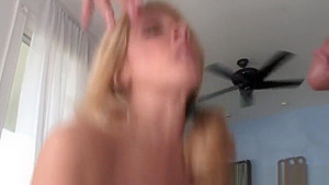 Pegging babe dominates her submissive
