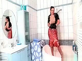 Perfect Brunette Honey Aria Giovanni