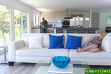 Pervy Stepdad Wants To Fuck His Stepdaughter Gianna Gem Tight Pussy