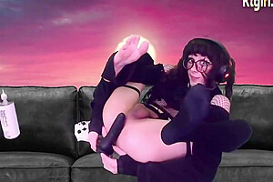 Petite American Brunette Femboy With Glasses Webcams Solo
