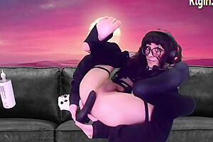 Petite American Brunette Femboy With Glasses Webcams Solo