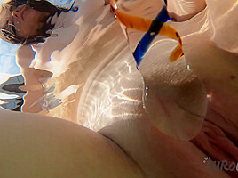 Pretty Model 18yo Phoenixa Masturbating Underwater With A Glass Dildo