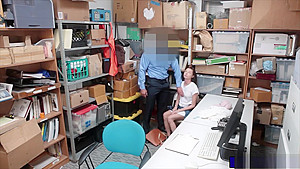 Pretty teen 18+ Theft Gives A Blowjob And Screwed By Lp Officer