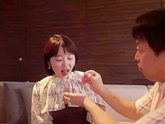 QENJ19 Awesome Japanese sex BABE