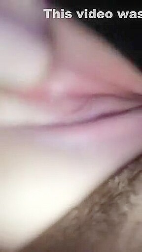 Rubbing my clit until I cum