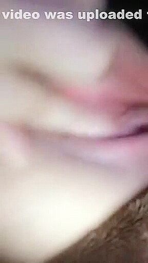 Rubbing my clit until I cum