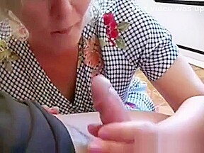 Russian mature slut suck big dick in the kitchen