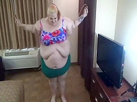 SSBBW Kandy Jump Rope