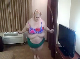 SSBBW Kandy Jump Rope