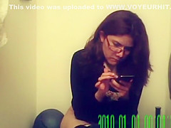 School teachers caught in toilet pissing