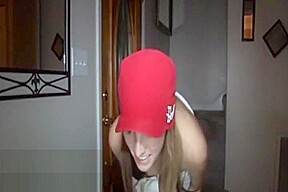 Sexy Amateur With Big Tits Gives Pizza Guy a Great Surprise